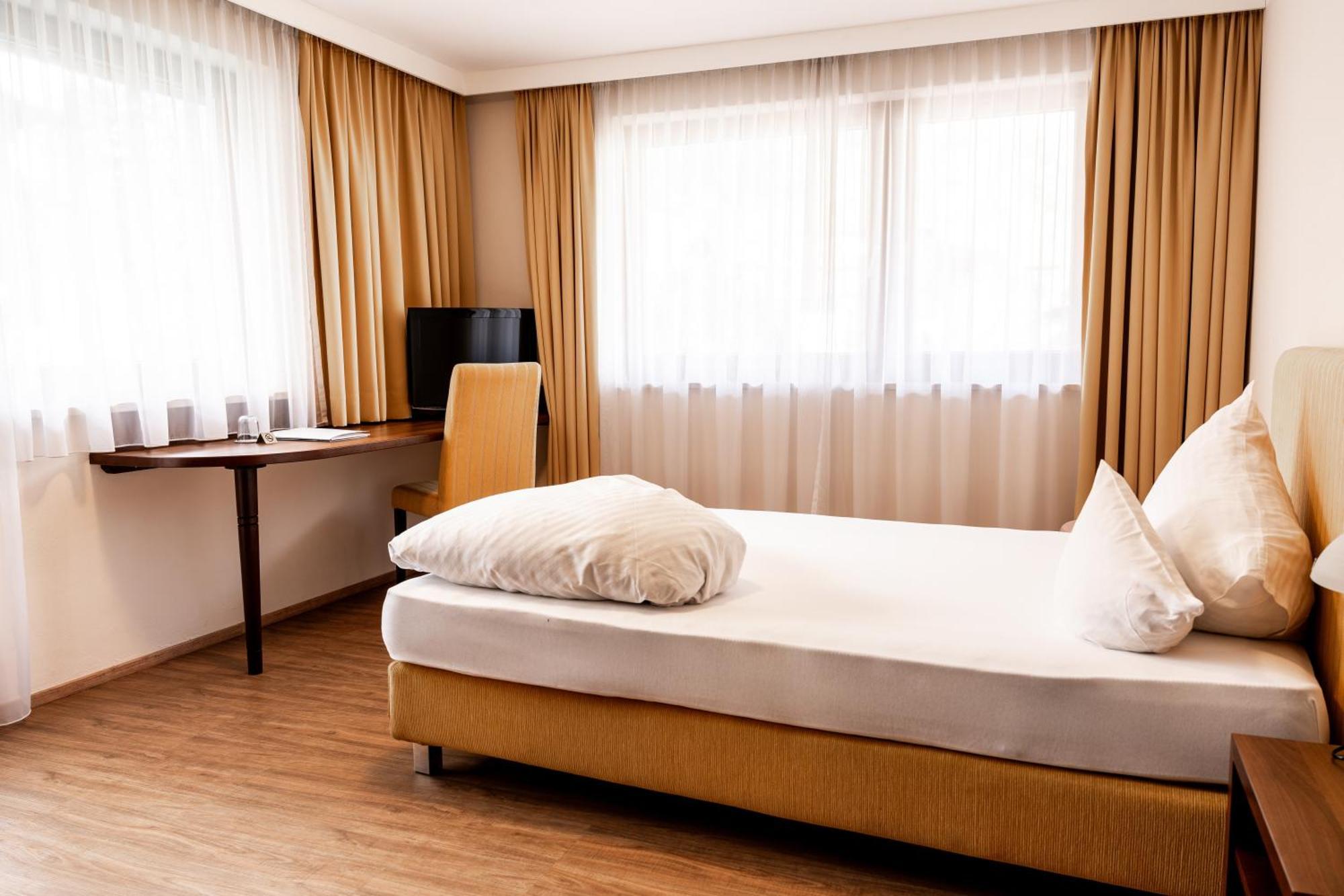 Hotel Maria Theresia Mayrhofen Esterno foto